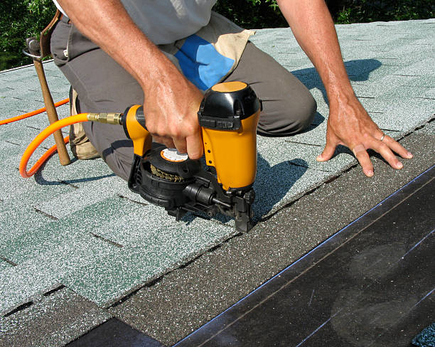 Best Roof Leak Repair  in Slinger, WI